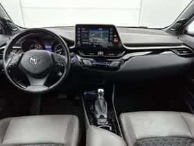 Toyota C-HR (2021) thumbnail 4