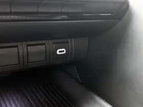 Toyota C-HR (2025) thumbnail 23