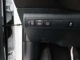 Toyota Corolla_Touring_Sports (2025) thumbnail 11