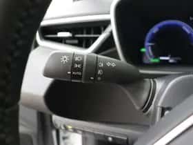 Toyota Corolla_Touring_Sports (2025) thumbnail 17