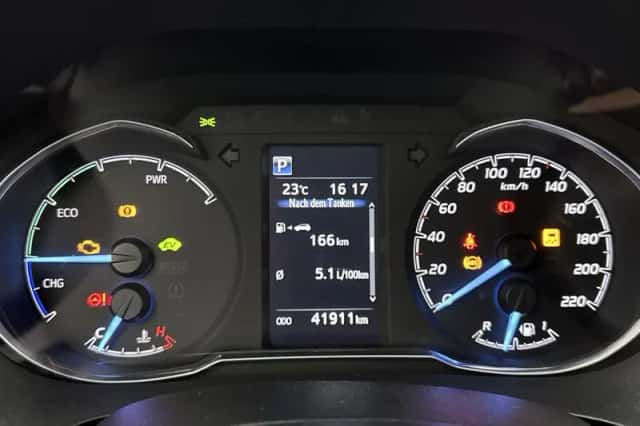Toyota Yaris (2020) thumbnail 5
