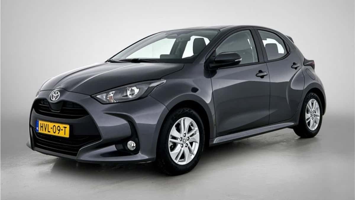 Toyota Yaris (2025) — foto 1