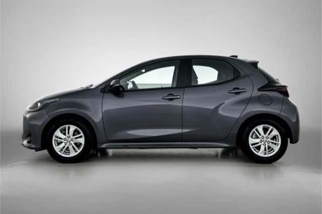 Toyota Yaris (2025) thumbnail 3