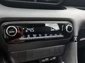 Toyota Yaris (2025) thumbnail 9