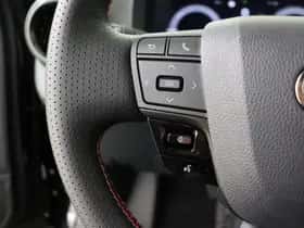 Toyota C-HR (2025) thumbnail 17