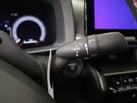 Toyota C-HR (2025) thumbnail 21
