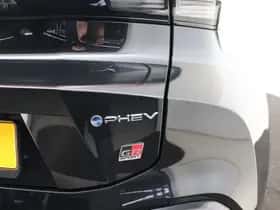 Toyota C-HR (2025) thumbnail 36