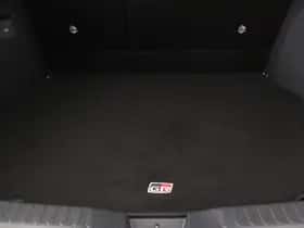 Toyota C-HR (2025) thumbnail 37
