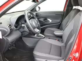 Toyota Yaris_Cross (2024) thumbnail 31