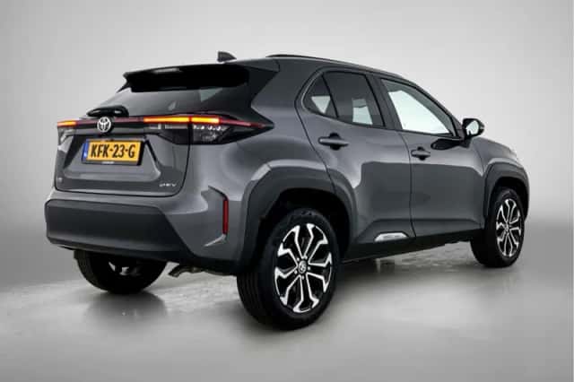 Toyota Yaris_Cross (2025) thumbnail 2