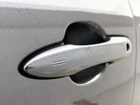 Toyota Yaris_Cross (2025) thumbnail 33