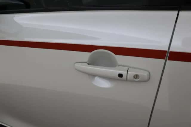 Suzuki Ignis (2017) thumbnail 4