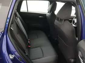 Toyota Corolla_Cross (2025) thumbnail 8
