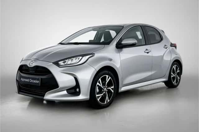 Toyota Yaris (2025) thumbnail 1