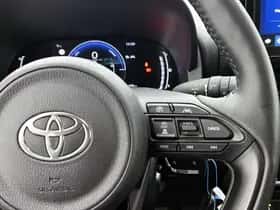 Toyota Yaris (2025) thumbnail 15