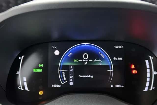 Toyota Yaris (2025) thumbnail 5