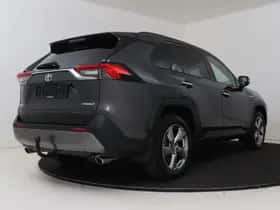 Toyota RAV4 (2019) thumbnail 2