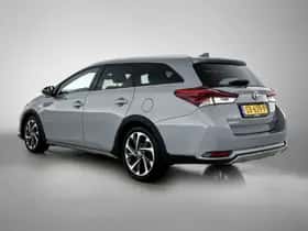 Toyota Auris (2018) thumbnail 13