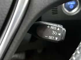 Toyota Auris (2018) thumbnail 14