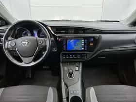 Toyota Auris (2018) thumbnail 16