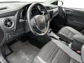 Toyota Auris (2018) thumbnail 34