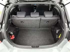 Toyota Yaris (2019) thumbnail 25