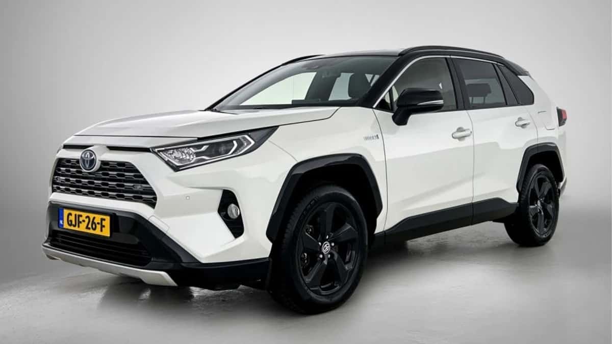 Toyota RAV4 (2019) — foto 1