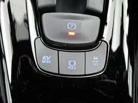 Toyota C-HR (2023) thumbnail 25