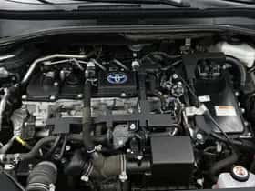 Toyota C-HR (2023) thumbnail 31