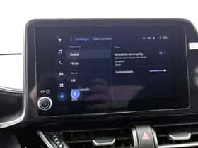 Toyota C-HR (2023) thumbnail 36