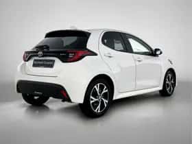 Toyota Yaris (2025) thumbnail 2