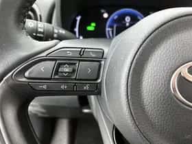 Toyota Yaris (2025) thumbnail 18