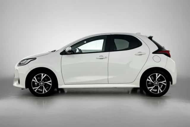 Toyota Yaris (2025) thumbnail 3