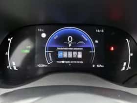 Toyota Yaris (2025) thumbnail 5