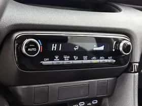 Toyota Yaris (2025) thumbnail 10