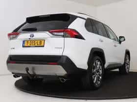 Toyota RAV4 (2023) thumbnail 2