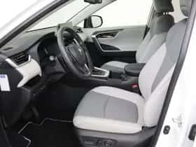 Toyota RAV4 (2023) thumbnail 33