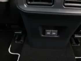 Toyota RAV4 (2023) thumbnail 41