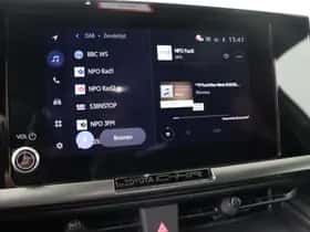 Toyota C-HR (2025) thumbnail 29