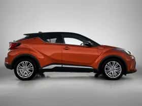 Toyota C-HR (2021) thumbnail 11