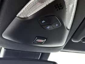 Toyota C-HR (2021) thumbnail 24