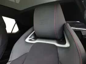 Toyota C-HR (2025) thumbnail 13