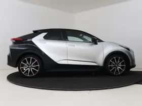 Toyota C-HR (2025) thumbnail 14