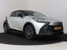 Toyota C-HR (2025) thumbnail 15