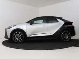 Toyota C-HR (2025) thumbnail 3
