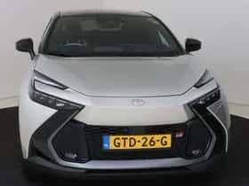 Toyota C-HR (2025) thumbnail 24