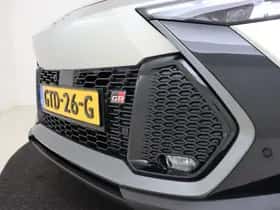 Toyota C-HR (2025) thumbnail 7