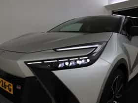 Toyota C-HR (2025) thumbnail 8