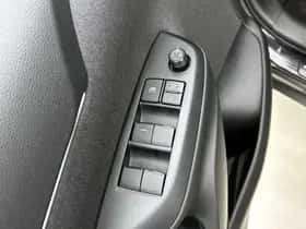 Toyota Yaris_Cross (2024) thumbnail 22