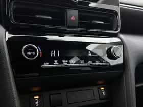 Toyota Yaris_Cross (2024) thumbnail 9